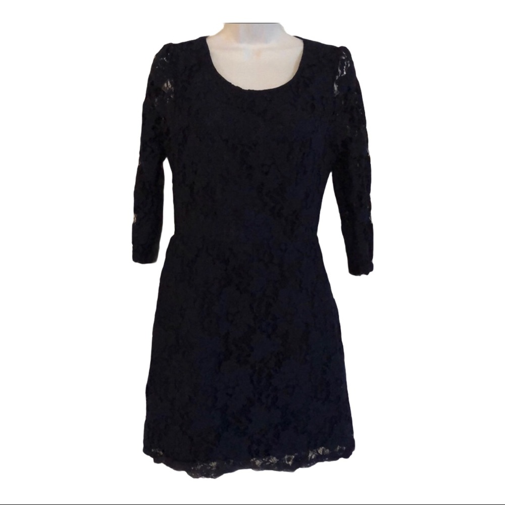 Nectar Clothing Navy blue open back lace dress